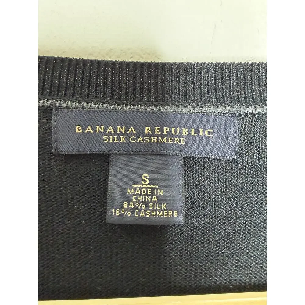 Banana Republic V Neck Silk Cashmere Sweater Men's Sz S Black Academia Old Money